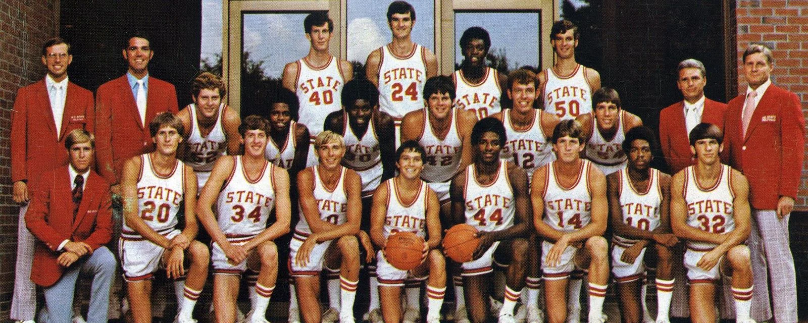 The Best Men's College Basketball Players of All Time: Our Top 10